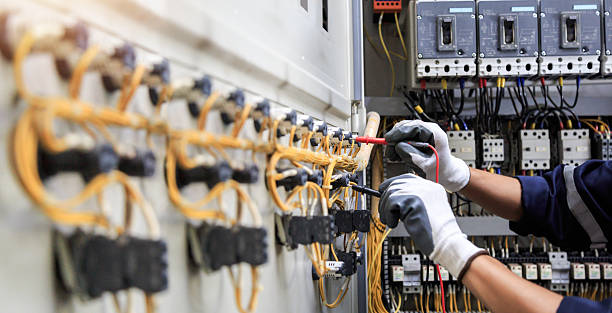 Professional Electrician technician working in Salem Lakes, WI